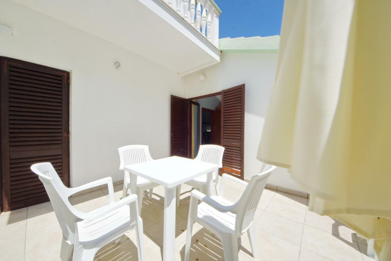 Apartments Eduard Vrsi Exterior foto