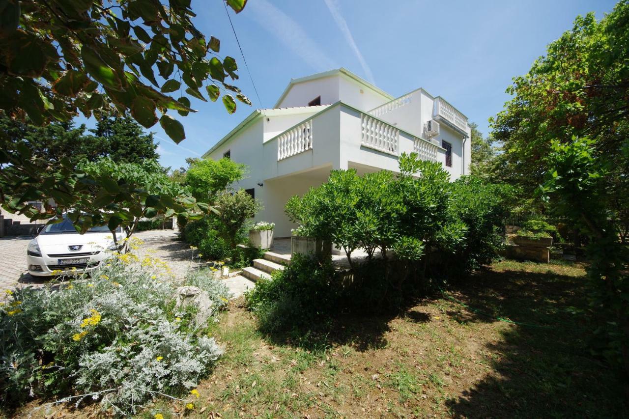 Apartments Eduard Vrsi Exterior foto